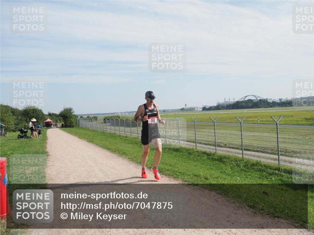 08.09.2024 - Airport Race Miley Keyser http://msf.ph/oto/7047875 08.09.2024 11:54:36 Laufen 713, 52 meine-sportfotos.de