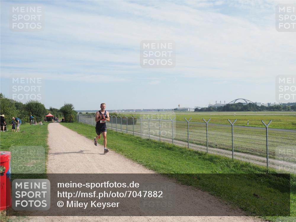08.09.2024 - Airport Race Miley Keyser http://msf.ph/oto/7047882 08.09.2024 11:54:53 Laufen 582 meine-sportfotos.de
