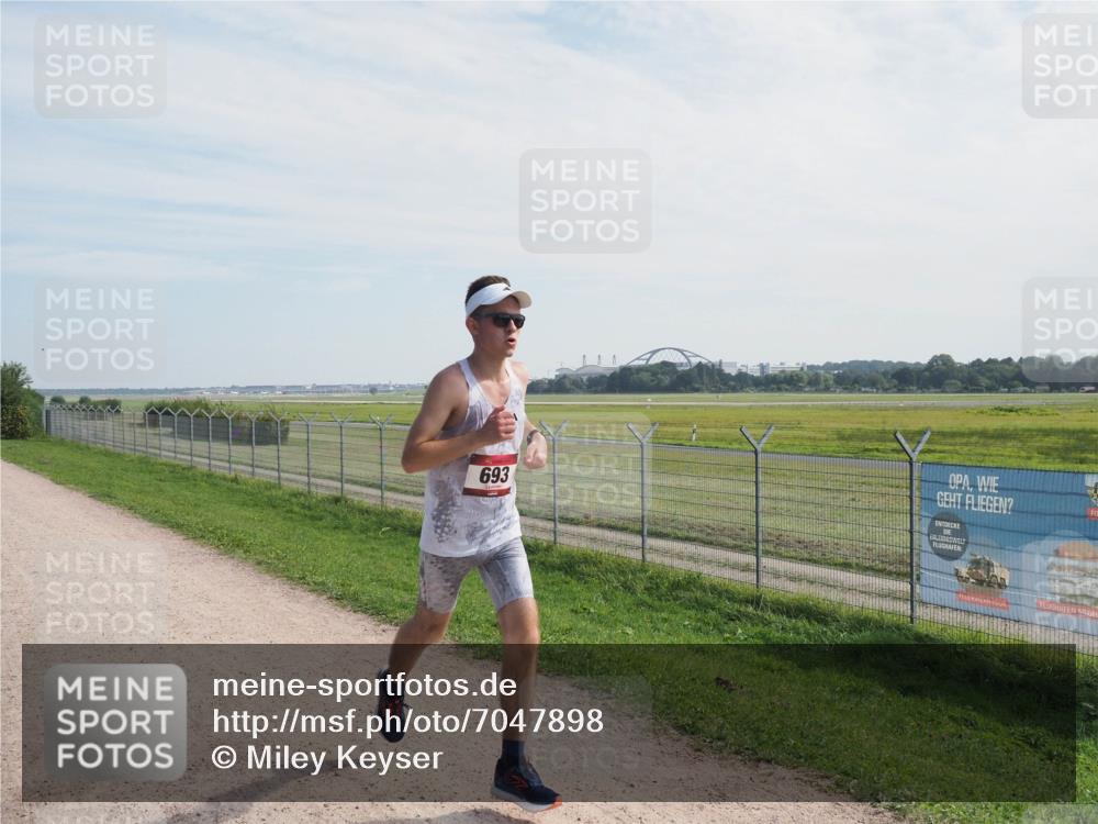 08.09.2024 - Airport Race Miley Keyser http://msf.ph/oto/7047898 08.09.2024 11:56:13 Laufen 693 meine-sportfotos.de