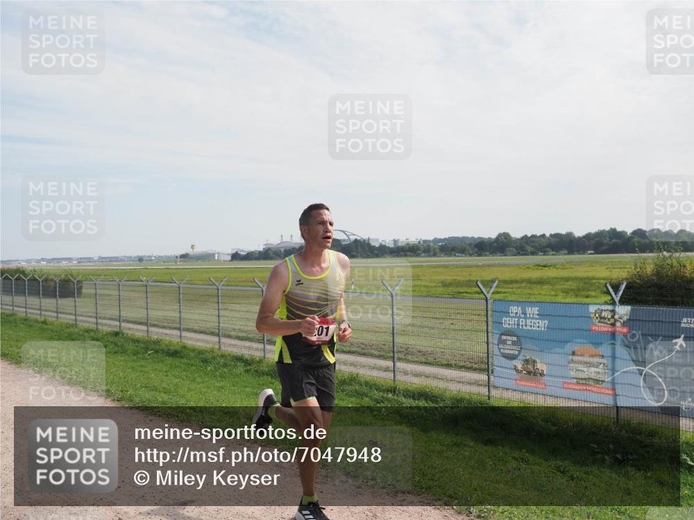 08.09.2024 - Airport Race Miley Keyser http://msf.ph/oto/7047948 08.09.2024 11:57:09 Laufen 201 meine-sportfotos.de