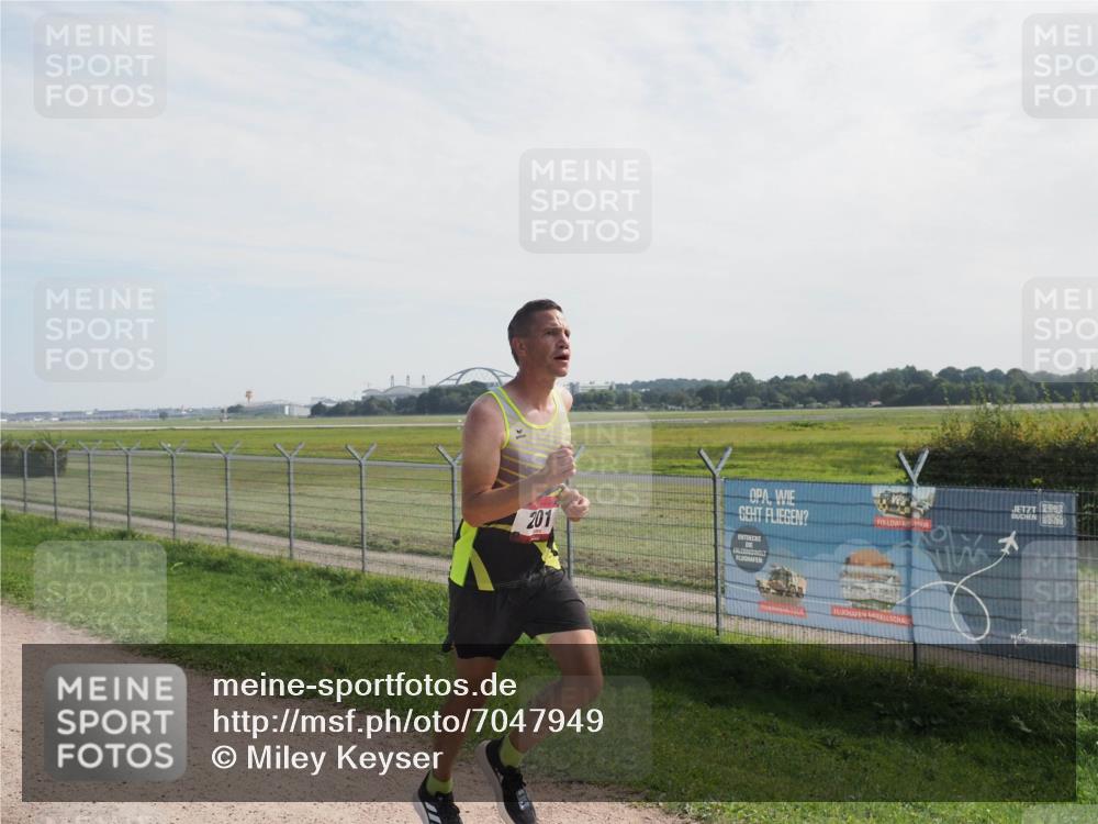 08.09.2024 - Airport Race Miley Keyser http://msf.ph/oto/7047949 08.09.2024 11:57:09 Laufen 201 meine-sportfotos.de