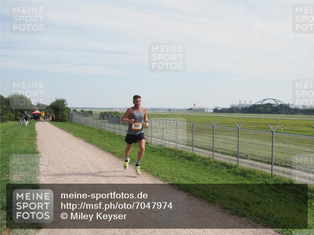 08.09.2024 - Airport Race Miley Keyser http://msf.ph/oto/7047974 08.09.2024 11:58:00 Laufen 501 meine-sportfotos.de