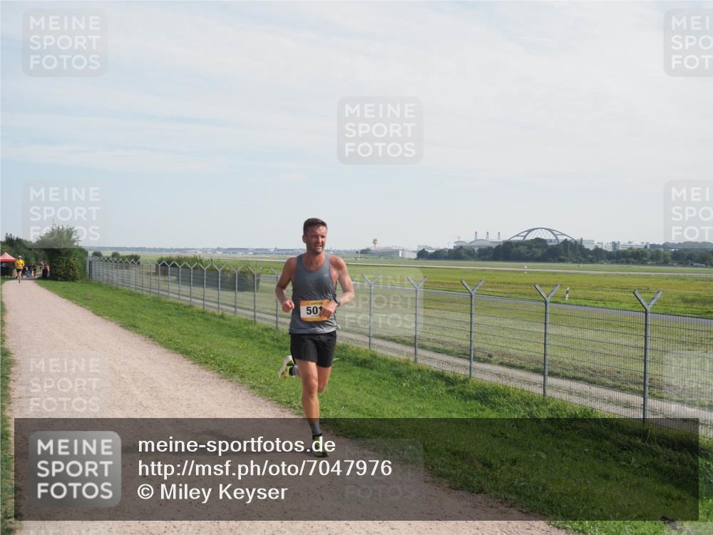 08.09.2024 - Airport Race Miley Keyser http://msf.ph/oto/7047976 08.09.2024 11:58:01 Laufen 501 meine-sportfotos.de