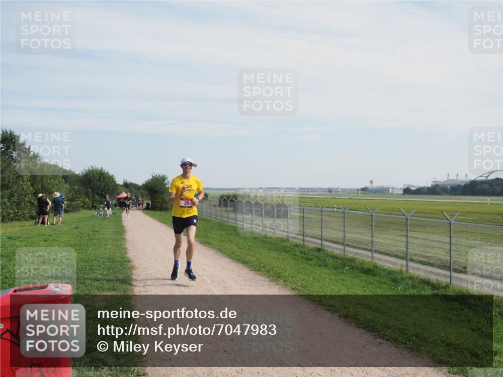 08.09.2024 - Airport Race Miley Keyser http://msf.ph/oto/7047983 08.09.2024 11:58:15 Laufen 35 meine-sportfotos.de