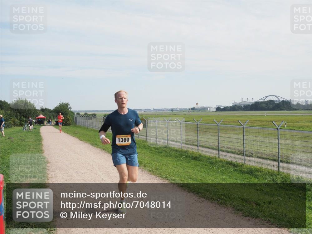 08.09.2024 - Airport Race Miley Keyser http://msf.ph/oto/7048014 08.09.2024 11:58:34 Laufen 1360 meine-sportfotos.de