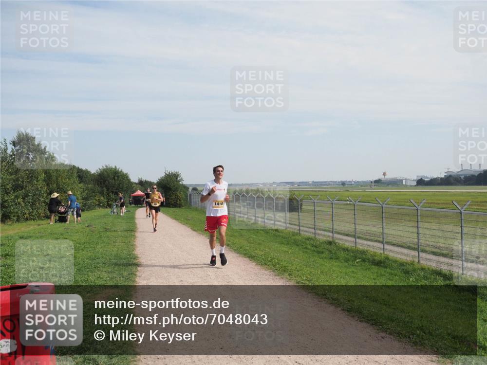 08.09.2024 - Airport Race Miley Keyser http://msf.ph/oto/7048043 08.09.2024 11:59:28 Laufen 1410 meine-sportfotos.de