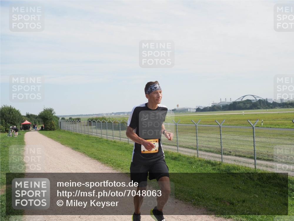08.09.2024 - Airport Race Miley Keyser http://msf.ph/oto/7048063 08.09.2024 11:59:36 Laufen  meine-sportfotos.de