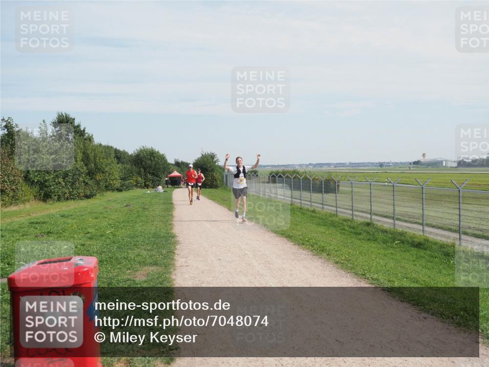 08.09.2024 - Airport Race Miley Keyser http://msf.ph/oto/7048074 08.09.2024 12:00:44 Laufen 6, 387 meine-sportfotos.de