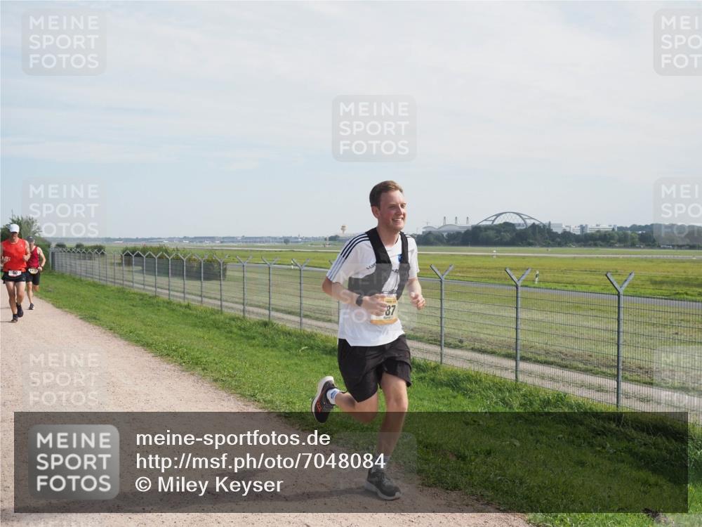 08.09.2024 - Airport Race Miley Keyser http://msf.ph/oto/7048084 08.09.2024 12:00:47 Laufen 50, 87 meine-sportfotos.de