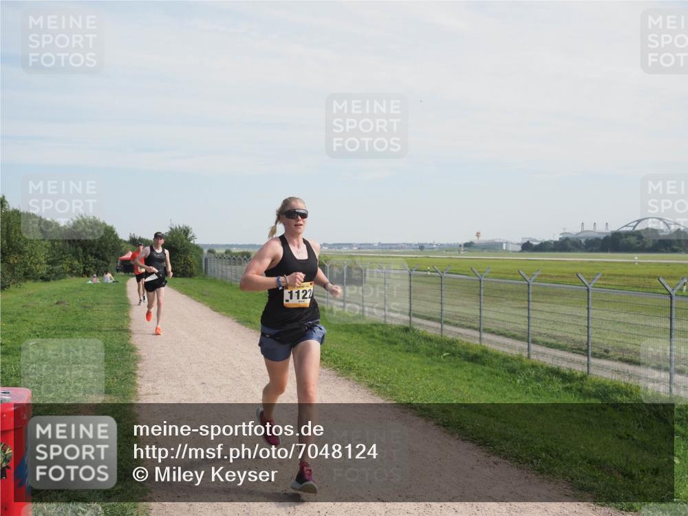 08.09.2024 - Airport Race Miley Keyser http://msf.ph/oto/7048124 08.09.2024 12:01:21 Laufen 1122 meine-sportfotos.de