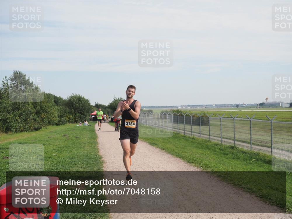 08.09.2024 - Airport Race Miley Keyser http://msf.ph/oto/7048158 08.09.2024 12:01:39 Laufen 3154 meine-sportfotos.de