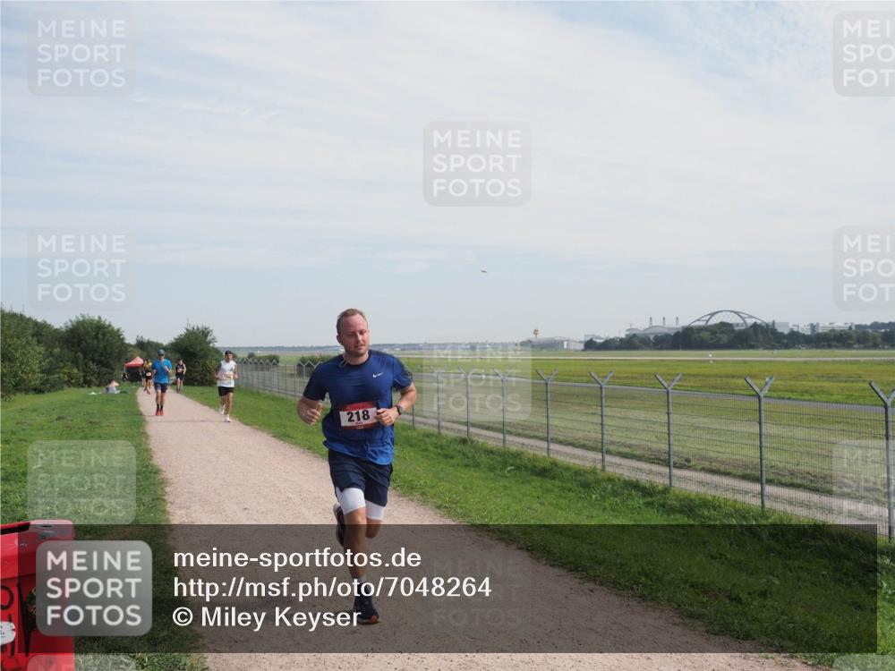 08.09.2024 - Airport Race Miley Keyser http://msf.ph/oto/7048264 08.09.2024 12:03:02 Laufen 218 meine-sportfotos.de