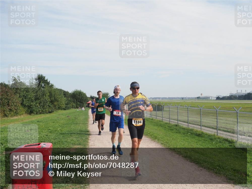08.09.2024 - Airport Race Miley Keyser http://msf.ph/oto/7048287 08.09.2024 12:03:14 Laufen 974, 18, 1184 meine-sportfotos.de