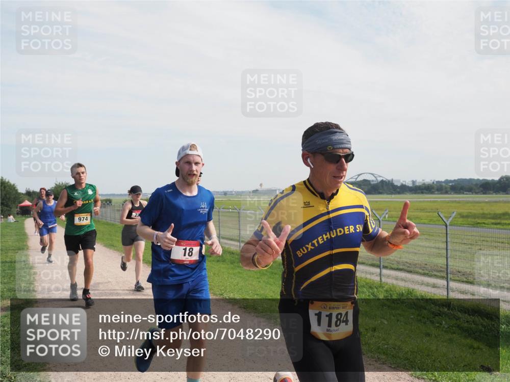 08.09.2024 - Airport Race Miley Keyser http://msf.ph/oto/7048290 08.09.2024 12:03:15 Laufen 974, 18, 1184 meine-sportfotos.de