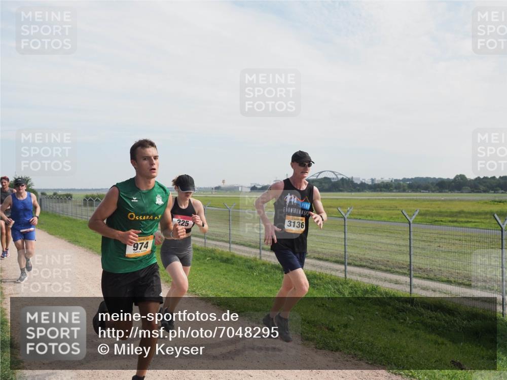 08.09.2024 - Airport Race Miley Keyser http://msf.ph/oto/7048295 08.09.2024 12:03:16 Laufen 974, 225, 3136 meine-sportfotos.de