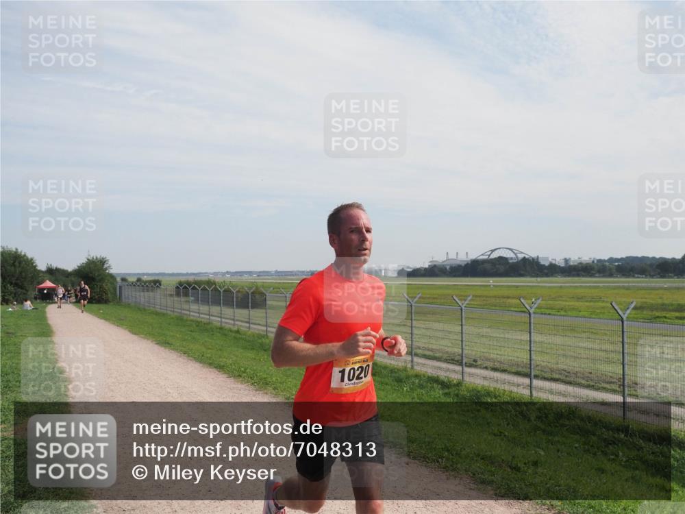 08.09.2024 - Airport Race Miley Keyser http://msf.ph/oto/7048313 08.09.2024 12:03:21 Laufen 1020 meine-sportfotos.de