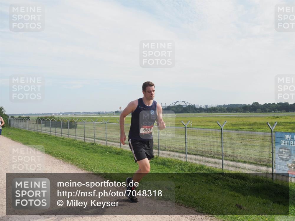 08.09.2024 - Airport Race Miley Keyser http://msf.ph/oto/7048318 08.09.2024 12:03:33 Laufen 667 meine-sportfotos.de
