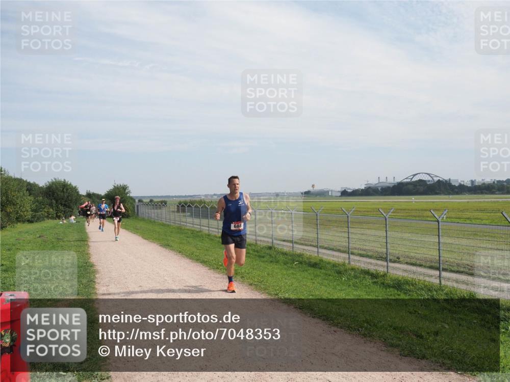 08.09.2024 - Airport Race Miley Keyser http://msf.ph/oto/7048353 08.09.2024 12:03:56 Laufen 688 meine-sportfotos.de