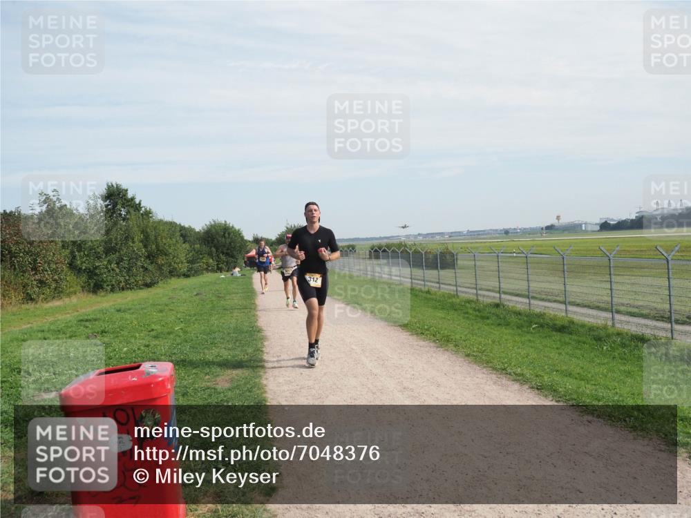 08.09.2024 - Airport Race Miley Keyser http://msf.ph/oto/7048376 08.09.2024 12:04:06 Laufen 6, 312 meine-sportfotos.de