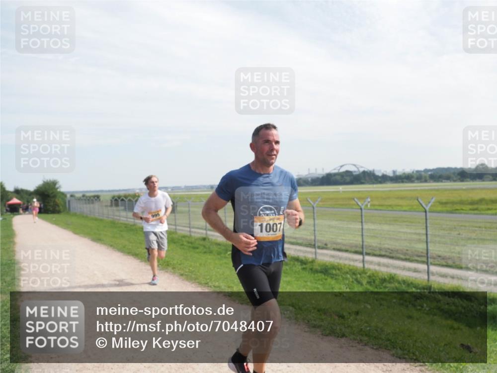 08.09.2024 - Airport Race Miley Keyser http://msf.ph/oto/7048407 08.09.2024 12:04:24 Laufen 995, 1007 meine-sportfotos.de