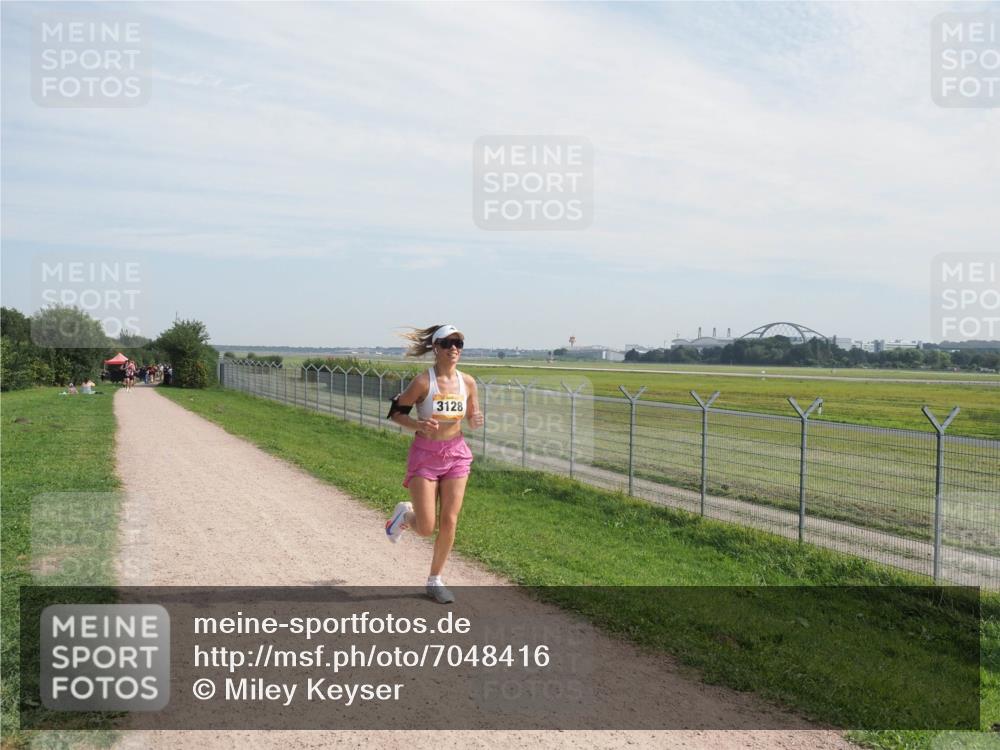 08.09.2024 - Airport Race Miley Keyser http://msf.ph/oto/7048416 08.09.2024 12:04:33 Laufen 3128 meine-sportfotos.de