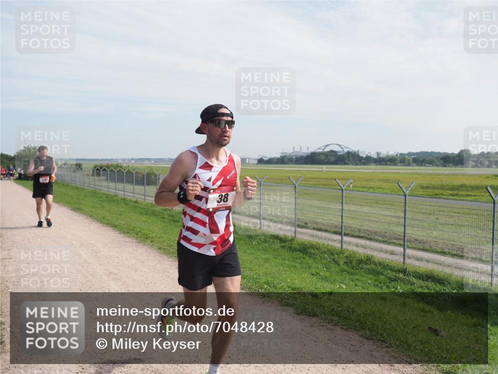 08.09.2024 - Airport Race Miley Keyser http://msf.ph/oto/7048428 08.09.2024 12:04:49 Laufen 580, 38 meine-sportfotos.de