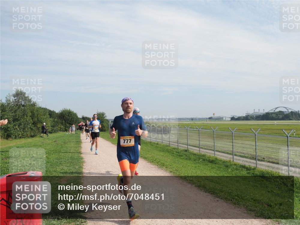 08.09.2024 - Airport Race Miley Keyser http://msf.ph/oto/7048451 08.09.2024 12:05:15 Laufen 777 meine-sportfotos.de