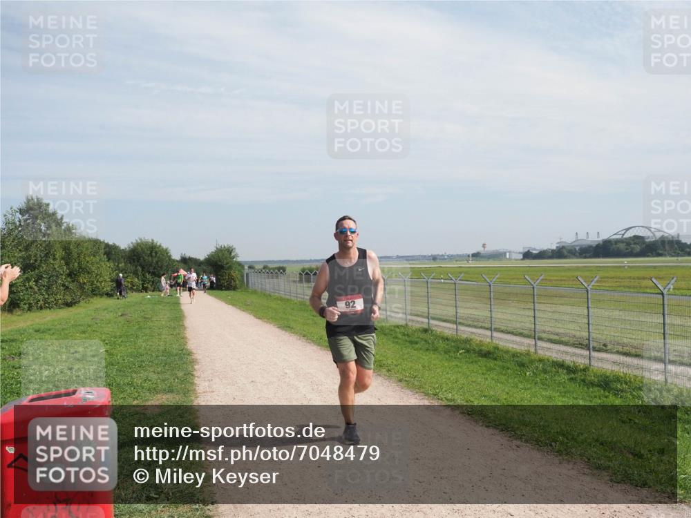 08.09.2024 - Airport Race Miley Keyser http://msf.ph/oto/7048479 08.09.2024 12:05:28 Laufen 92 meine-sportfotos.de