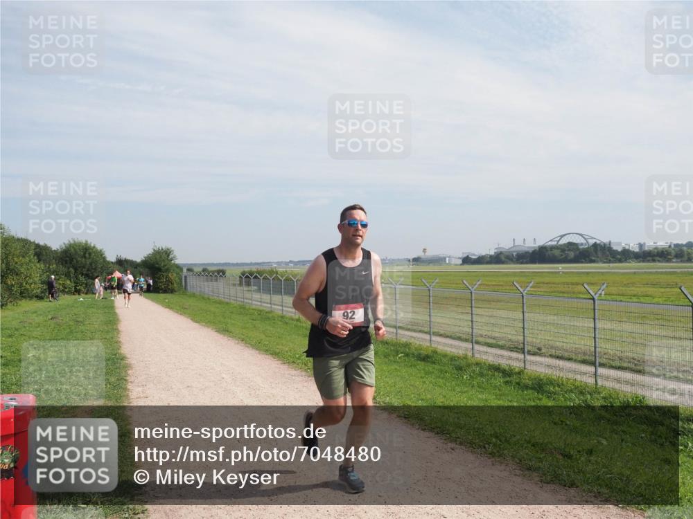 08.09.2024 - Airport Race Miley Keyser http://msf.ph/oto/7048480 08.09.2024 12:05:28 Laufen 92 meine-sportfotos.de