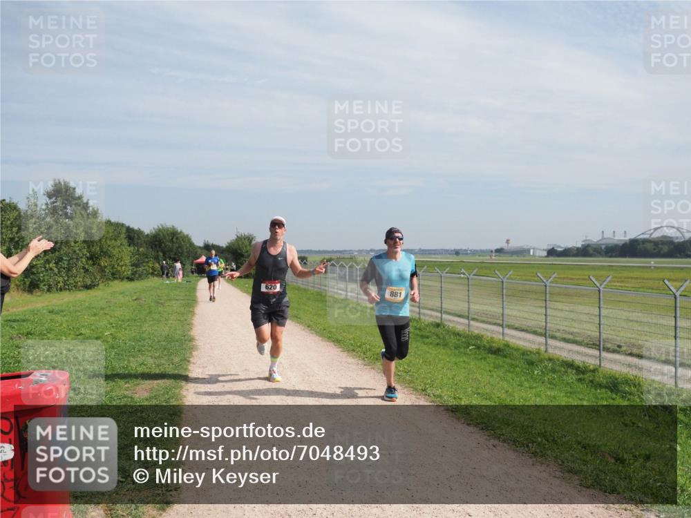 08.09.2024 - Airport Race Miley Keyser http://msf.ph/oto/7048493 08.09.2024 12:05:44 Laufen 620, 881 meine-sportfotos.de