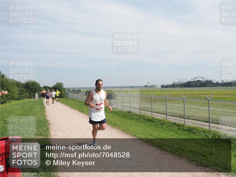 08.09.2024 - Airport Race Miley Keyser http://msf.ph/oto/7048528 08.09.2024 12:05:59 Laufen  meine-sportfotos.de