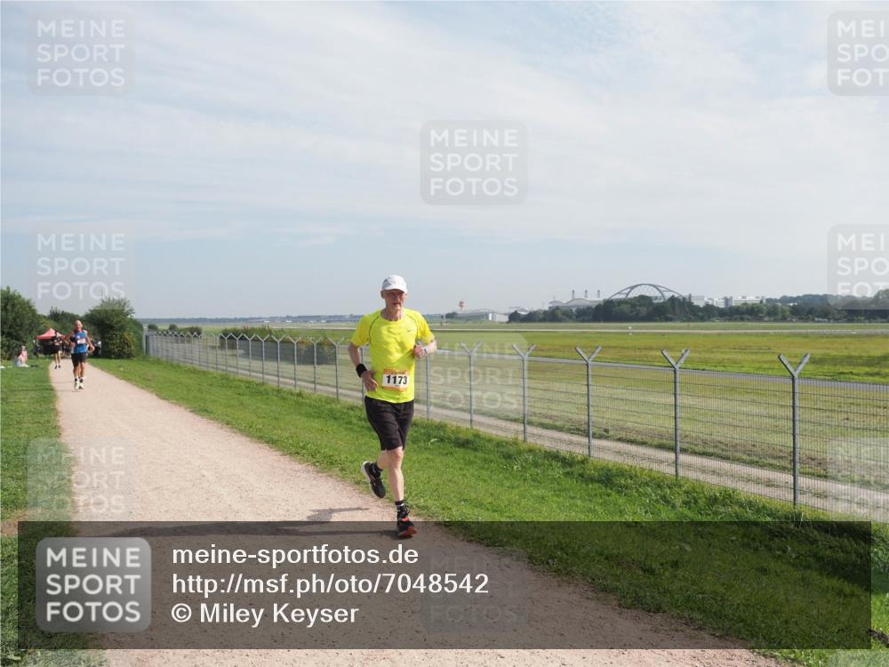 08.09.2024 - Airport Race Miley Keyser http://msf.ph/oto/7048542 08.09.2024 12:06:08 Laufen 1173 meine-sportfotos.de