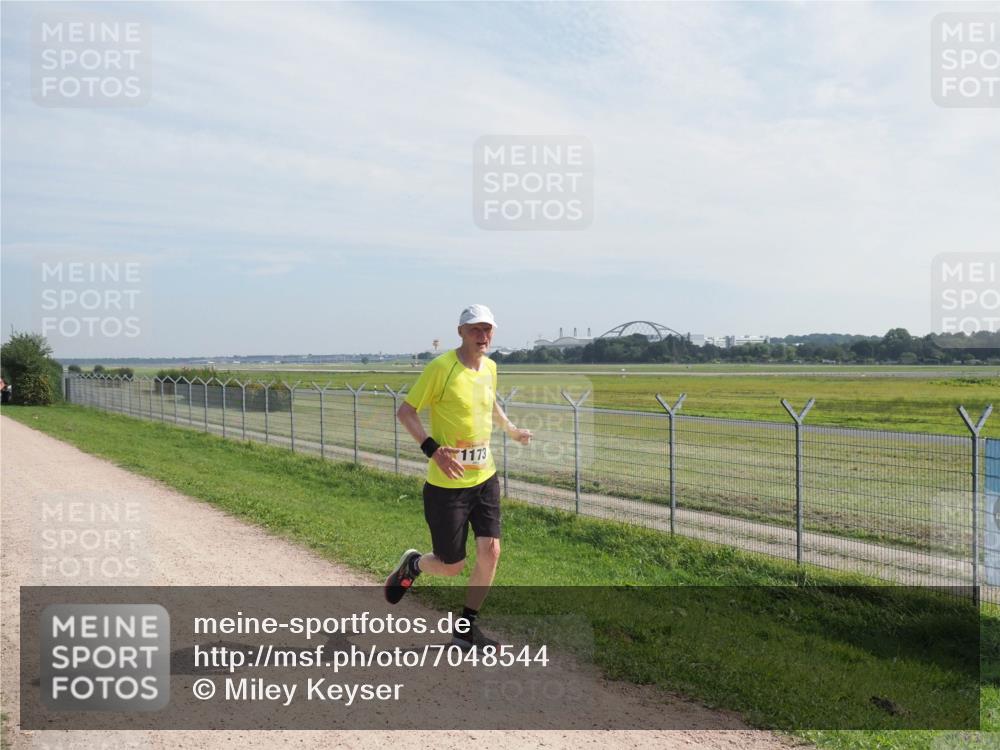 08.09.2024 - Airport Race Miley Keyser http://msf.ph/oto/7048544 08.09.2024 12:06:08 Laufen 1173 meine-sportfotos.de