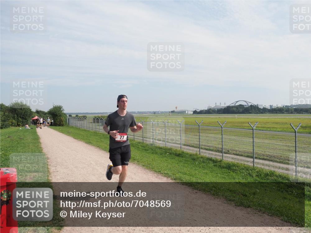 08.09.2024 - Airport Race Miley Keyser http://msf.ph/oto/7048569 08.09.2024 12:06:33 Laufen 77, 22 meine-sportfotos.de