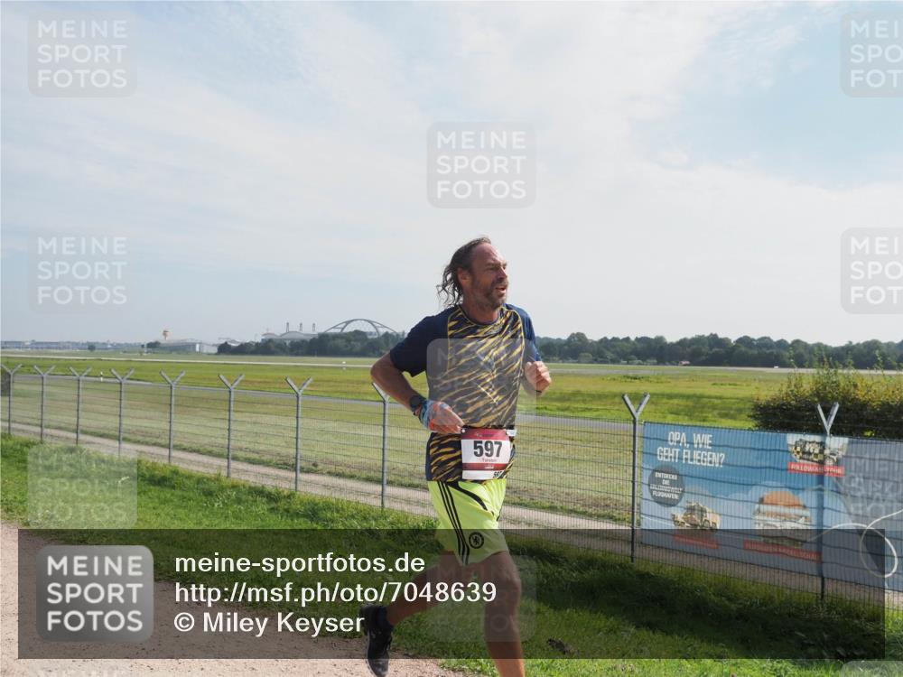 08.09.2024 - Airport Race Miley Keyser http://msf.ph/oto/7048639 08.09.2024 12:07:28 Laufen 597 meine-sportfotos.de