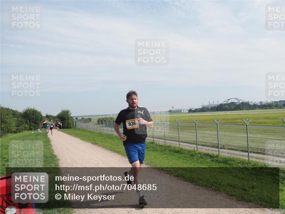 08.09.2024 - Airport Race Miley Keyser http://msf.ph/oto/7048685 08.09.2024 12:08:02 Laufen 936 meine-sportfotos.de