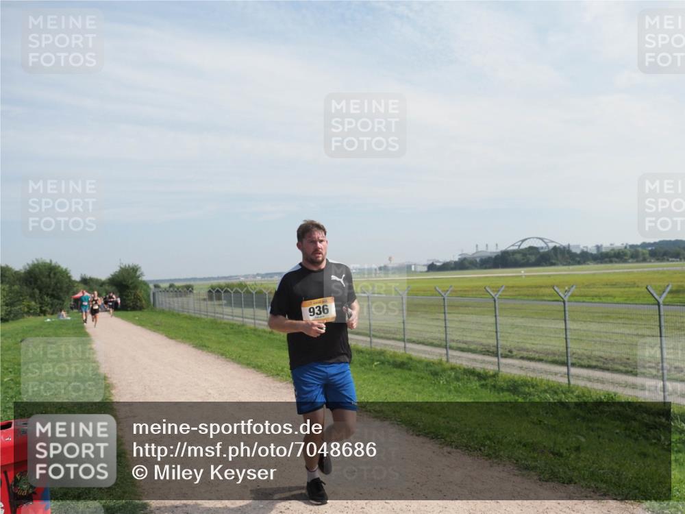 08.09.2024 - Airport Race Miley Keyser http://msf.ph/oto/7048686 08.09.2024 12:08:02 Laufen 936 meine-sportfotos.de