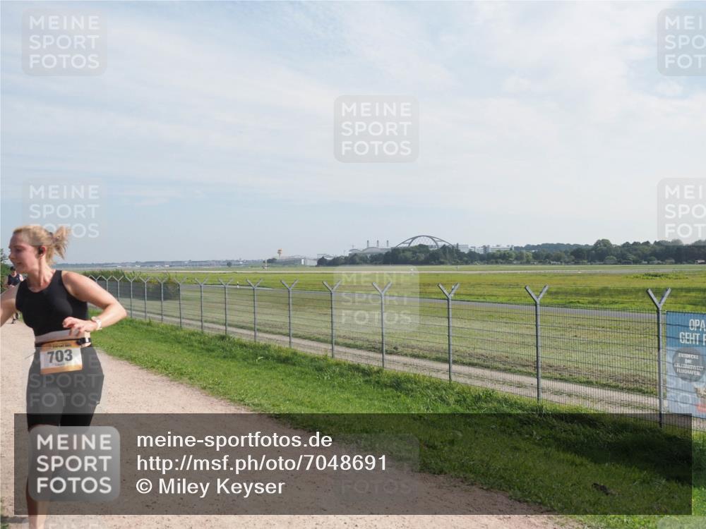 08.09.2024 - Airport Race Miley Keyser http://msf.ph/oto/7048691 08.09.2024 12:08:11 Laufen 703 meine-sportfotos.de