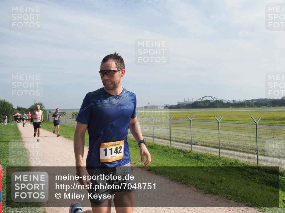 08.09.2024 - Airport Race Miley Keyser http://msf.ph/oto/7048751 08.09.2024 12:08:35 Laufen 1142 meine-sportfotos.de