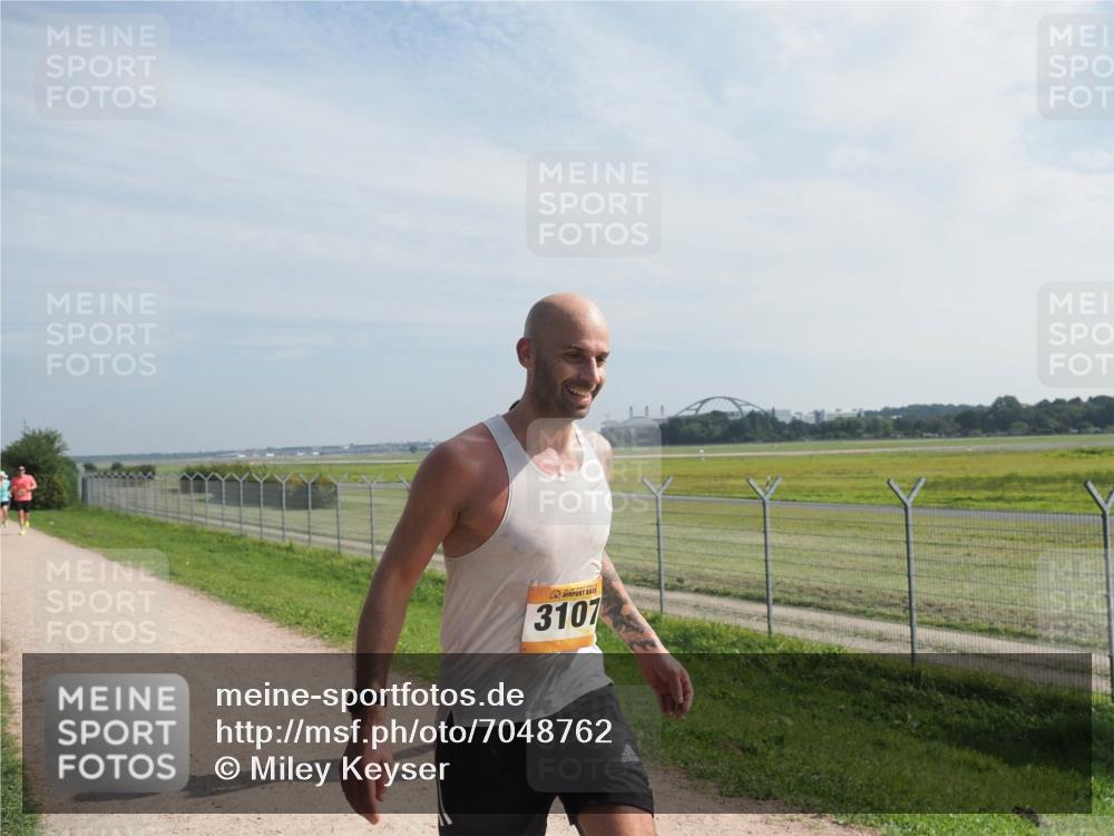 08.09.2024 - Airport Race Miley Keyser http://msf.ph/oto/7048762 08.09.2024 12:08:39 Laufen 3107 meine-sportfotos.de