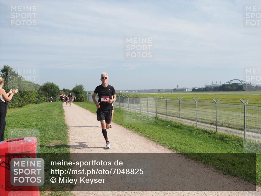 08.09.2024 - Airport Race Miley Keyser http://msf.ph/oto/7048825 08.09.2024 12:09:04 Laufen 95 meine-sportfotos.de