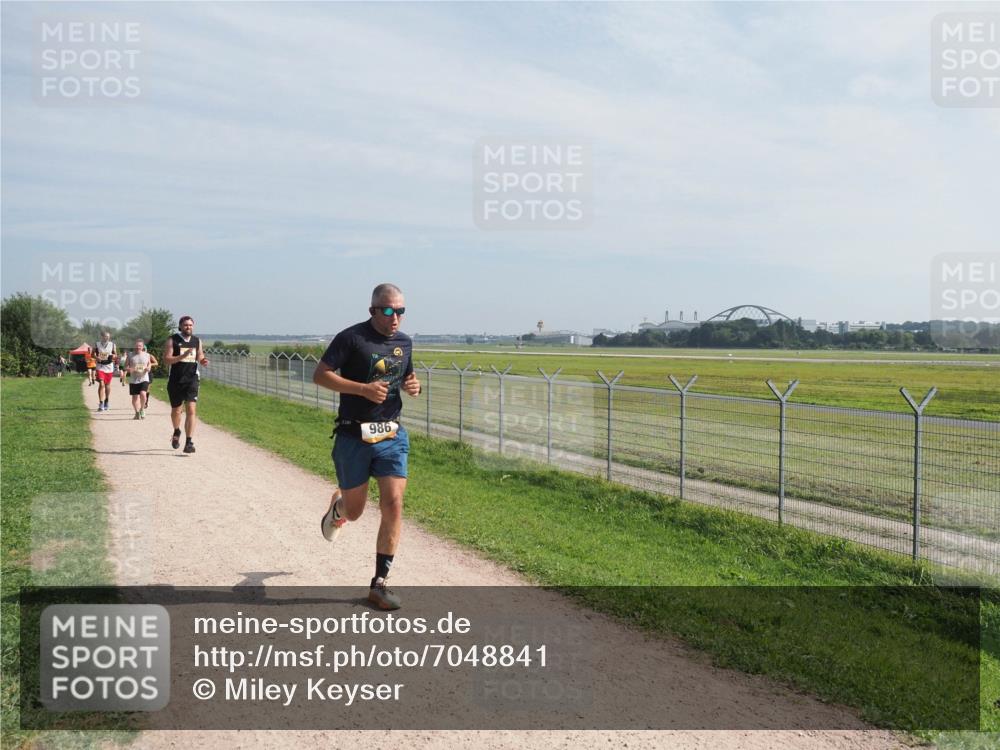 08.09.2024 - Airport Race Miley Keyser http://msf.ph/oto/7048841 08.09.2024 12:09:14 Laufen 986 meine-sportfotos.de