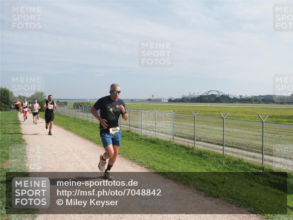 08.09.2024 - Airport Race Miley Keyser http://msf.ph/oto/7048842 08.09.2024 12:09:14 Laufen 814, 986 meine-sportfotos.de