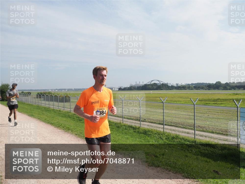 08.09.2024 - Airport Race Miley Keyser http://msf.ph/oto/7048871 08.09.2024 12:09:29 Laufen 457, 1084 meine-sportfotos.de