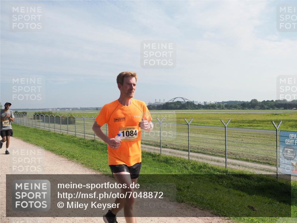 08.09.2024 - Airport Race Miley Keyser http://msf.ph/oto/7048872 08.09.2024 12:09:29 Laufen 457, 1084 meine-sportfotos.de