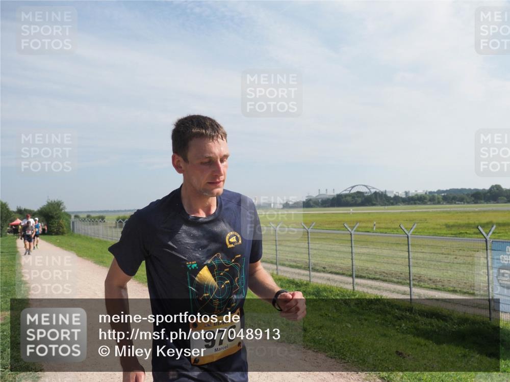 08.09.2024 - Airport Race Miley Keyser http://msf.ph/oto/7048913 08.09.2024 12:09:59 Laufen 2024, 976 meine-sportfotos.de