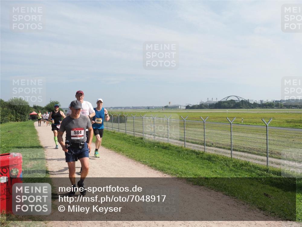 08.09.2024 - Airport Race Miley Keyser http://msf.ph/oto/7048917 08.09.2024 12:10:06 Laufen 584, 494 meine-sportfotos.de