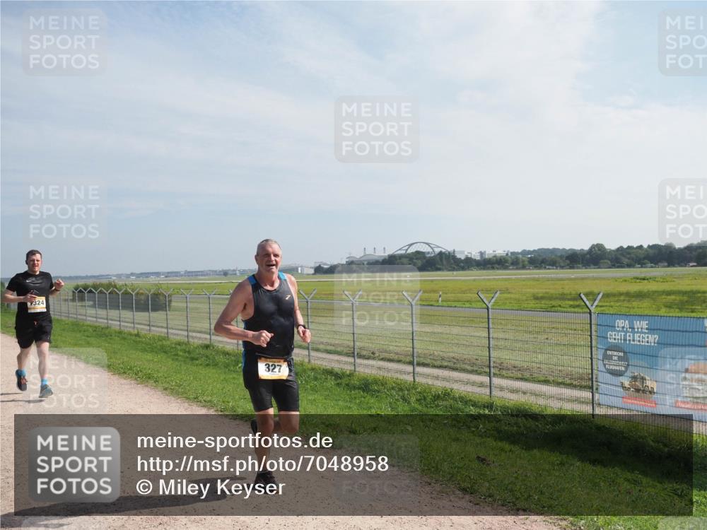 08.09.2024 - Airport Race Miley Keyser http://msf.ph/oto/7048958 08.09.2024 12:10:26 Laufen 324, 327 meine-sportfotos.de