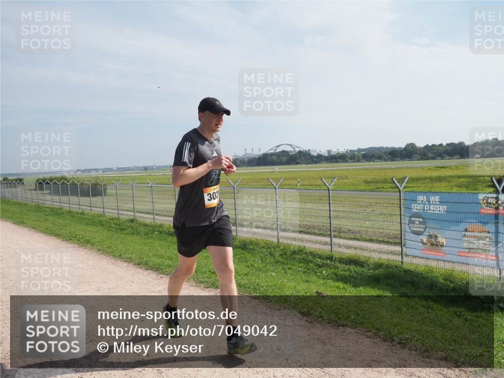 08.09.2024 - Airport Race Miley Keyser http://msf.ph/oto/7049042 08.09.2024 12:11:01 Laufen 302 meine-sportfotos.de