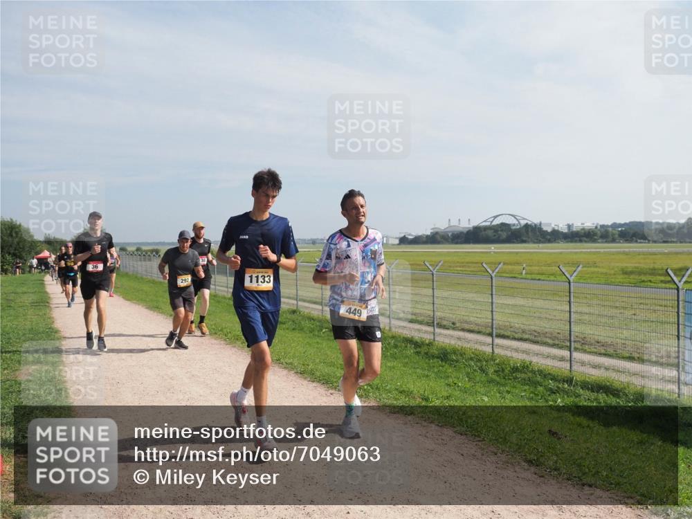 08.09.2024 - Airport Race Miley Keyser http://msf.ph/oto/7049063 08.09.2024 12:11:17 Laufen 36, 292, 1133, 449 meine-sportfotos.de